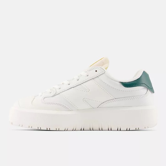 New Balance Sneakers CT302, White, Size 9 - Picture 3 of 10